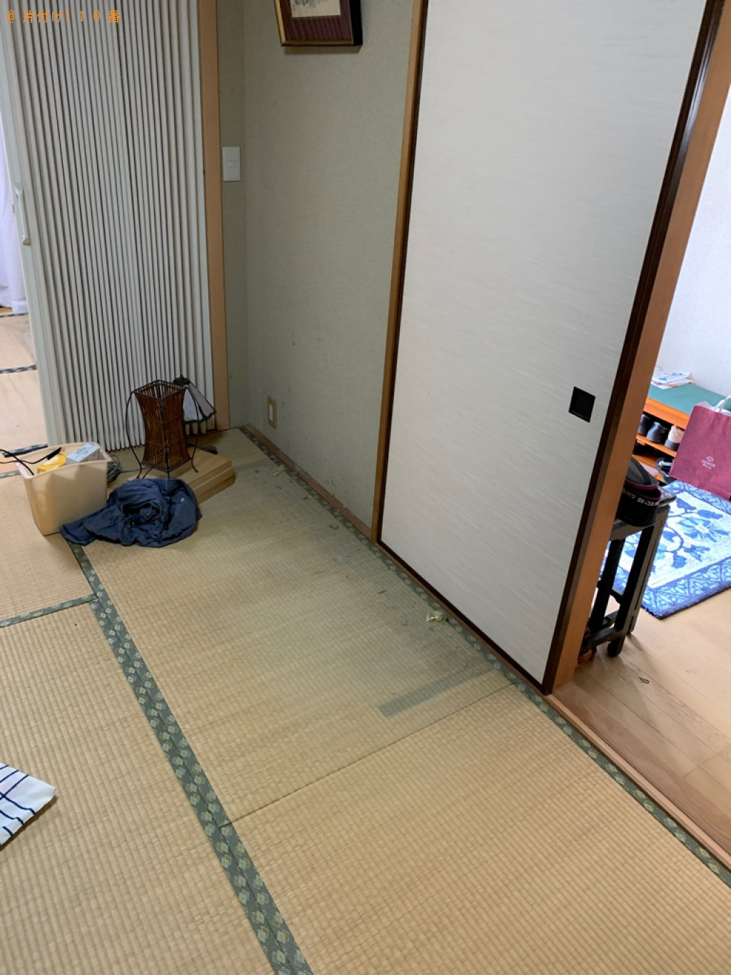 【大津市】折り畳みベッド、テーブル等の回収とハウスクリーニング
